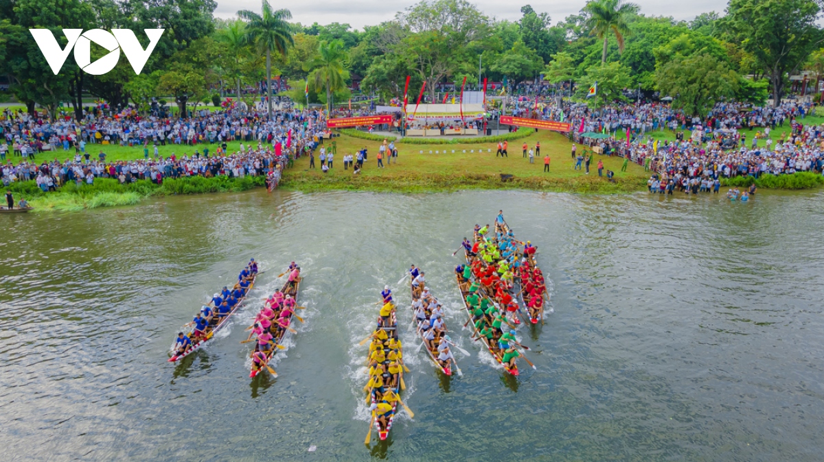 ruoc den trung thu voi cac dong au trong cung hinh anh 7