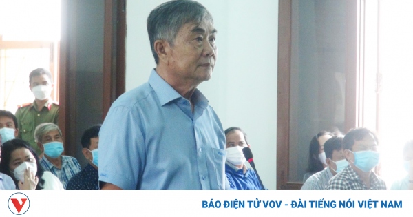 thumbnail - Cựu Phó Chủ tịch Thường trực tỉnh Phú Yên bị đề nghị án tù vì sai phạm đất đai