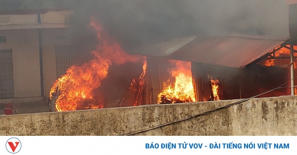 Cháy lớn tại Sở Văn hóa và Thể thao Hà Nội