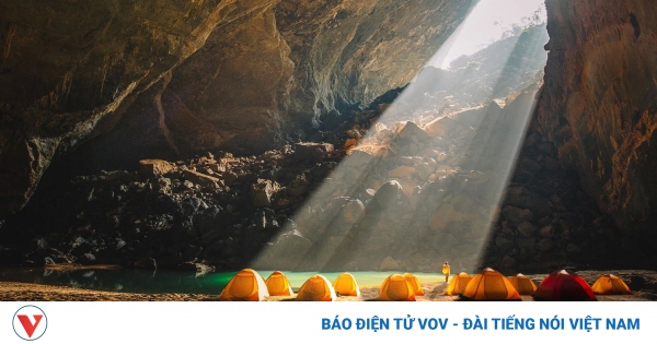 Bừng sáng du lịch hang động ở Quảng Bình