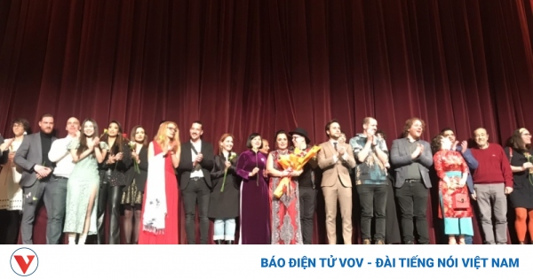 Hoa Táo nở bộ phim truyện hợp tác lần đầu tiên giữa Hungary và Việt Nam