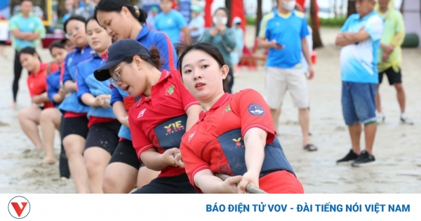 Sôi nổi Liên hoan trò chơi dân gian tại Lễ hội văn hóa biển đảo Việt Nam