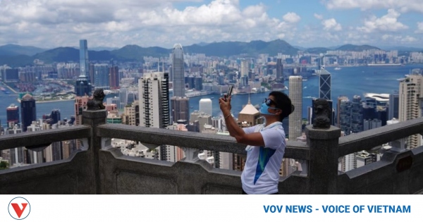 Hong Kong prioritizes granting visas to Vietnamese skilled workers, tourists